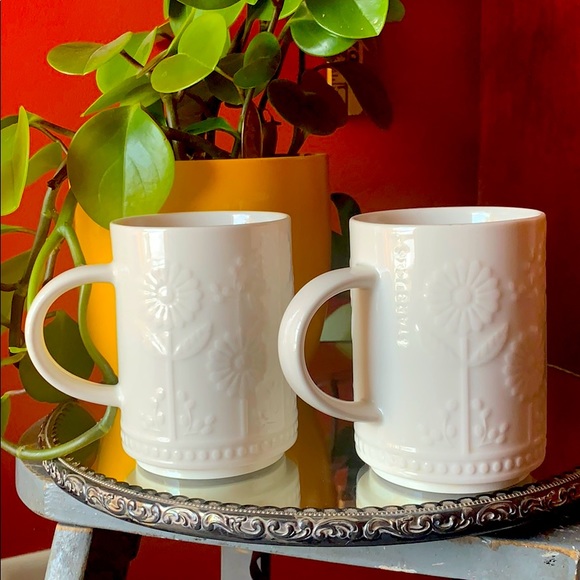 2 VTG Starbucks white embossed sunflower mugs
